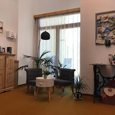 Haus Lasaun Bed & Breakfast Bressanone Exterior photo
